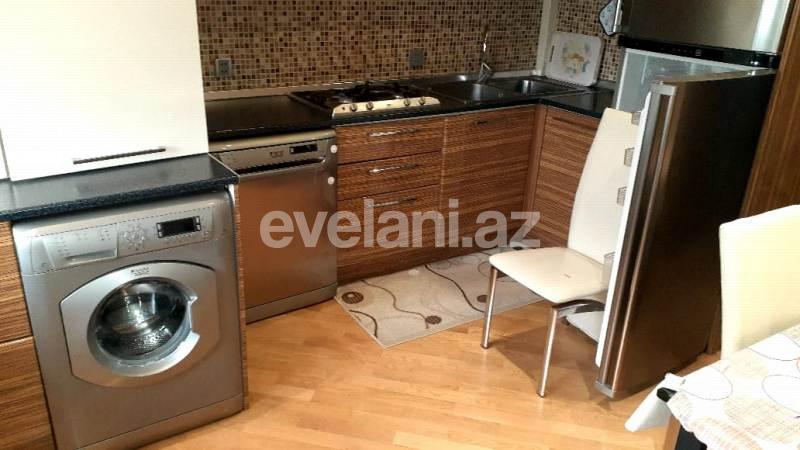 Sale, old building, 4 room, 100 m², Baku, Yasamal r.