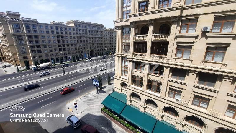 Satılır, yeni tikili, 3 otaqlı, 100 m², Bakı, Nərimanov r.