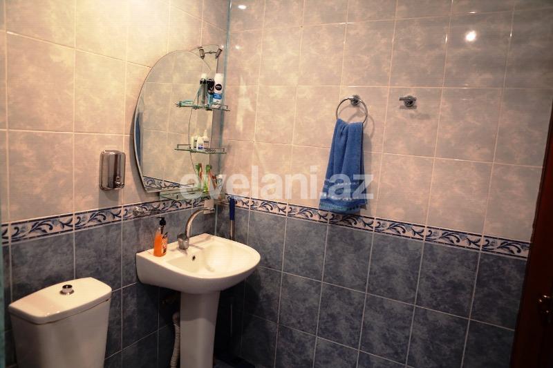 Rent, old building, 2 room, 45 m², Baku, Yasamal r, Inshaatchilar m.