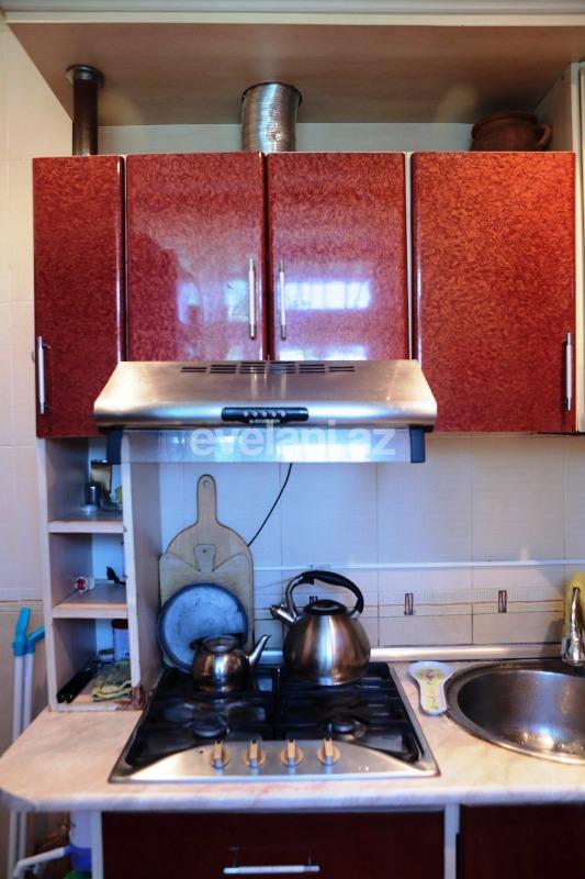 Rent, old building, 2 room, 45 m², Baku, Yasamal r, Inshaatchilar m.