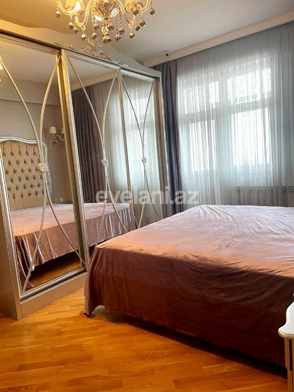 Satılır, yeni tikili, 3 otaqlı, 143 m², Bakı, Yasamal r.