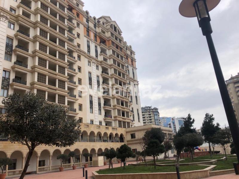 Satılır, yeni tikili, 4 otaqlı, 212 m², Bakı, Nəsimi r.