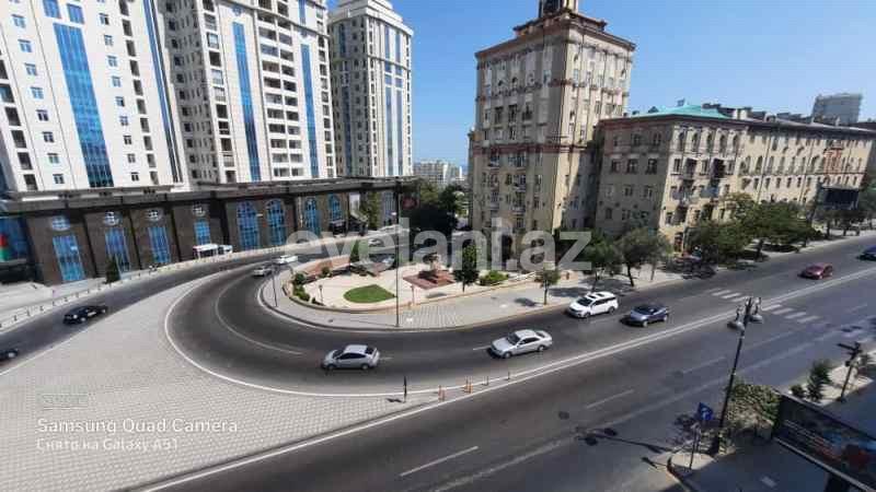 Sale, old building, 2 room, 65 m², Baku, Yasamal r.
