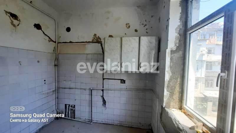 Satılır, köhnə tikili, 3 otaqlı, 70 m², Bakı, Nərimanov r.