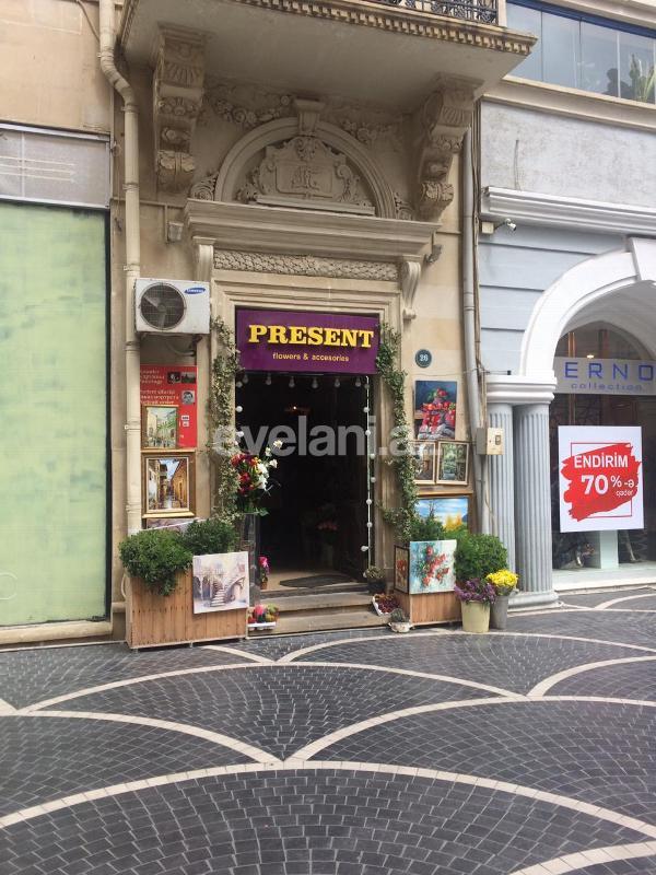 Satılır, köhnə tikili, 2 otaqlı, 50 m², Bakı, Səbail r.