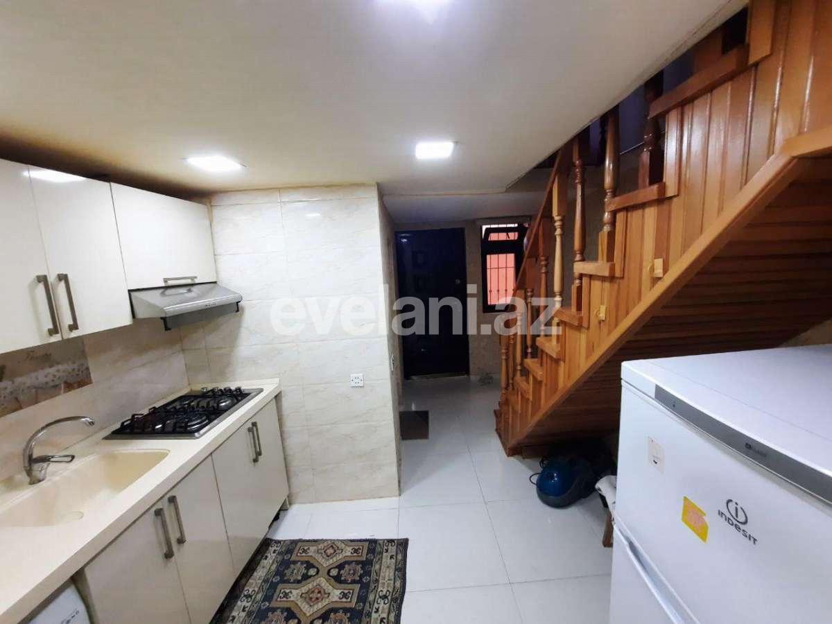 Kirayə verilir, həyət evi / bağ, 2 otaqlı, 55 m², Bakı, Səbail r, Sahil m.