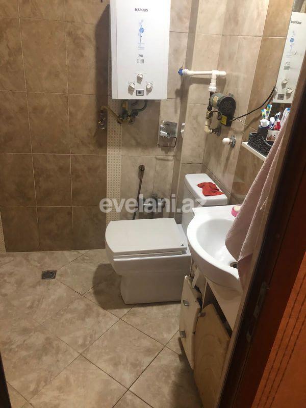 Sale, old building, 3 room, 70 m², Baku, Yasamal r.