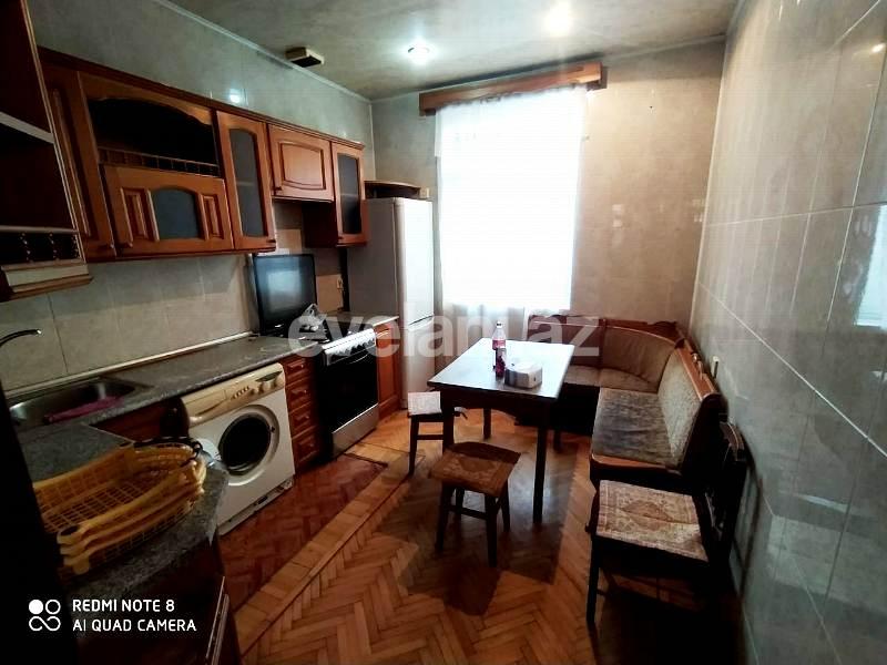 Satılır, köhnə tikili, 3 otaqlı, 85 m², Bakı, Nəsimi r.