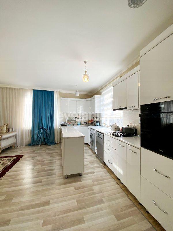 Satılır, həyət evi / bağ, 4 otaqlı, 130 m², Bakı, Yasamal r.