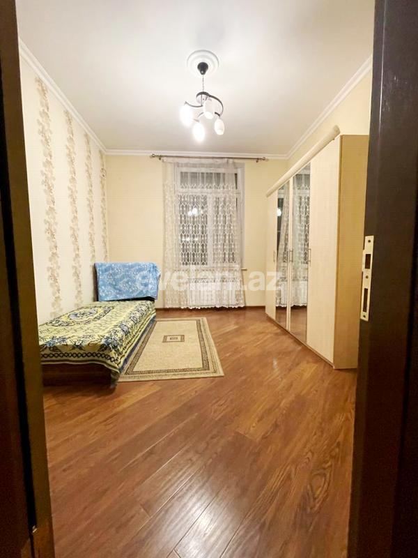 Satılır, köhnə tikili, 3 otaqlı, 90 m², Bakı, Səbail r.