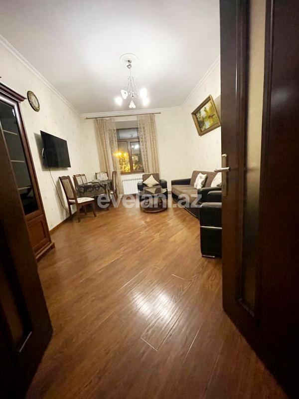 Satılır, köhnə tikili, 3 otaqlı, 90 m², Bakı, Səbail r.