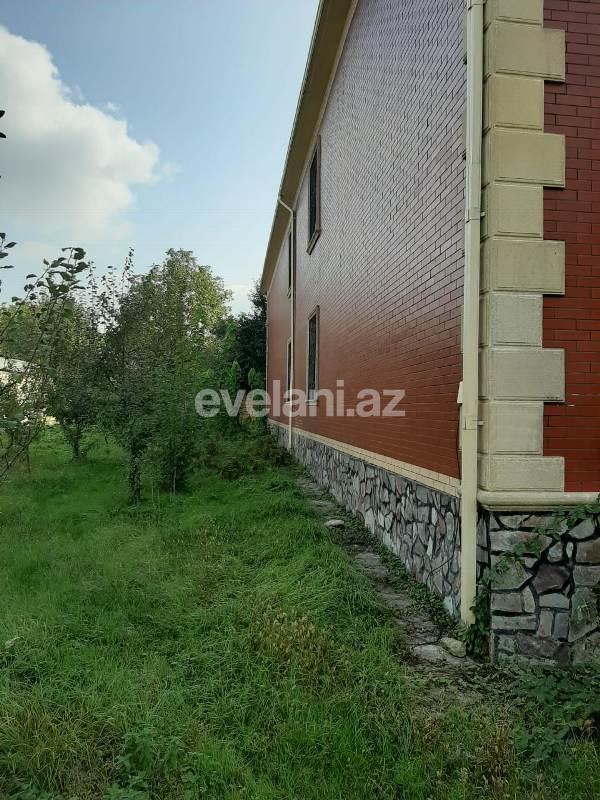 Satılır, həyət evi / bağ, 10 otaqlı, 750 m², Qəbələ