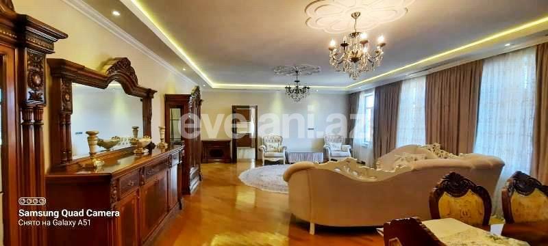 Satılır, həyət evi / bağ, 10 otaqlı, 750 m², Qəbələ