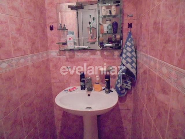 Satılır, həyət evi / bağ, 4 otaqlı, 200 m², Bakı, Binəqədi r, Biləcəri q.