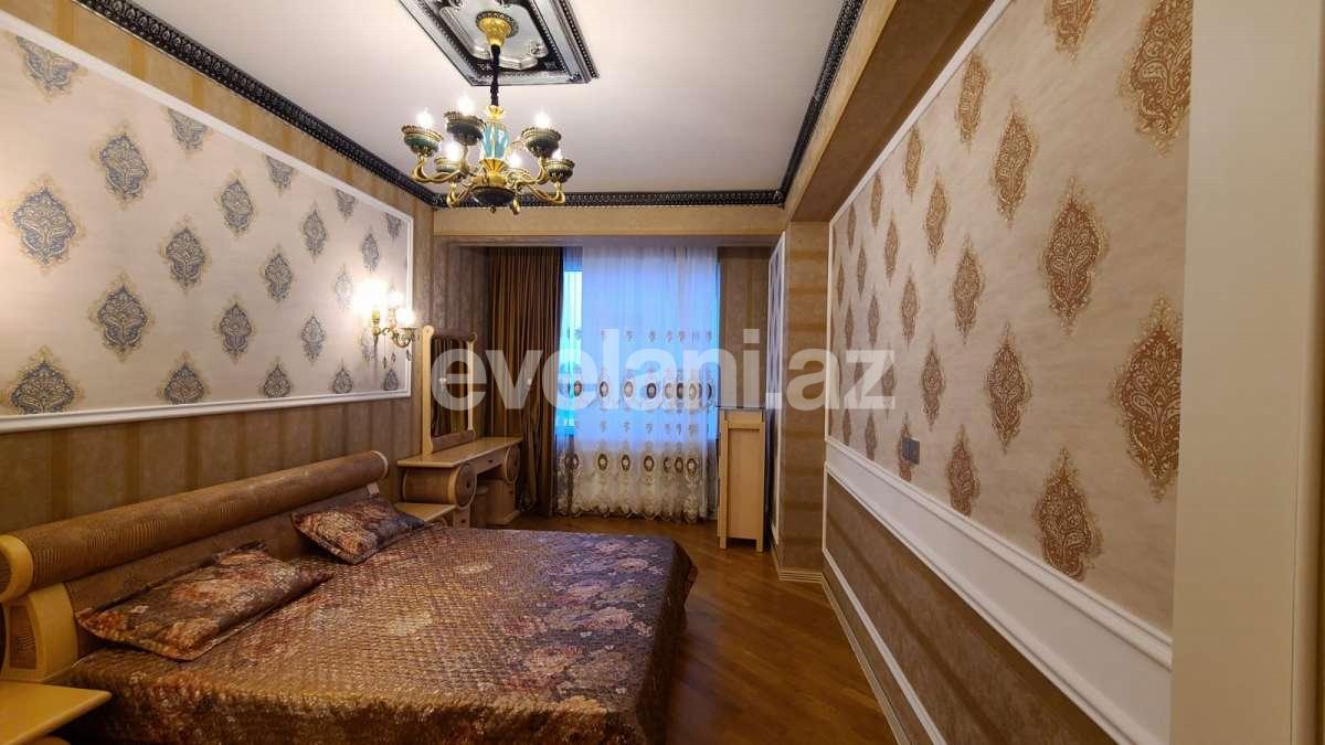 Satılır, yeni tikili, 4 otaqlı, 130 m², Bakı, Səbail r, Badamdar q, Elmlər Akademiyası m.