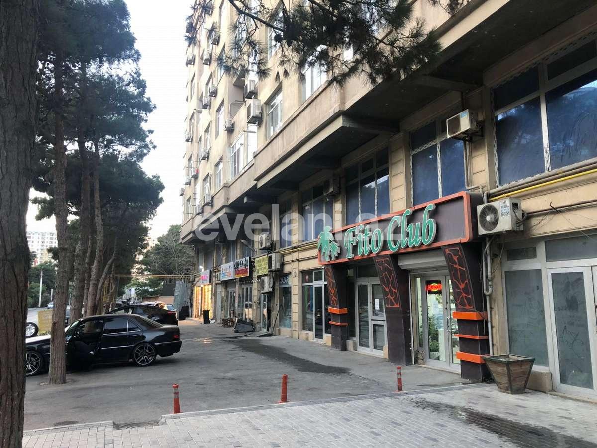 Satılır, yeni tikili, 2 otaqlı, 80 m², Bakı, Binəqədi r, 8-ci mikrorayon q.