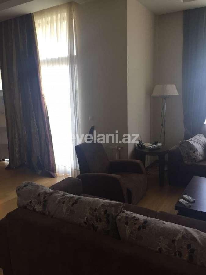 Kirayə verilir, köhnə tikili, 3 otaqlı, 100 m², Bakı, Səbail r.