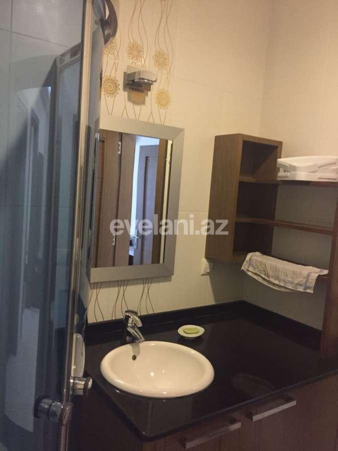 Kirayə verilir, köhnə tikili, 3 otaqlı, 100 m², Bakı, Səbail r.