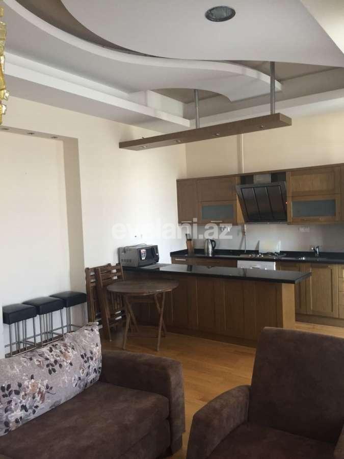 Kirayə verilir, köhnə tikili, 3 otaqlı, 100 m², Bakı, Səbail r.