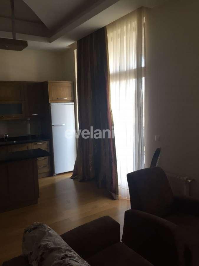 Kirayə verilir, köhnə tikili, 3 otaqlı, 100 m², Bakı, Səbail r.