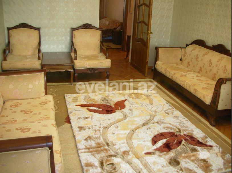 Kirayə verilir, köhnə tikili, 2 otaqlı, 80 m², Bakı, Xətai r, Şah İsmayıl Xətai m.