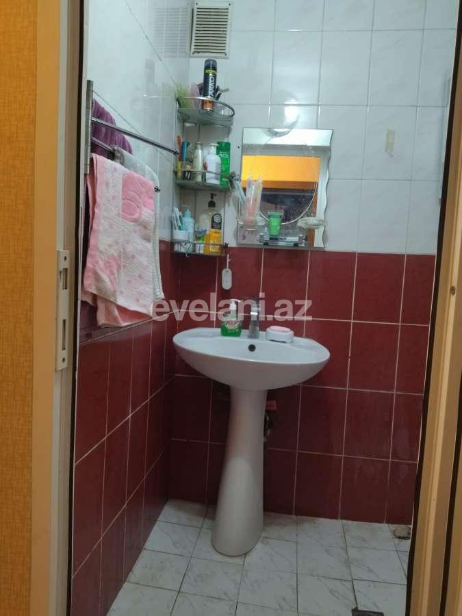 Sale, old building, 3 room, 75 m², Baku, Khatai r, Ahmedli d, Hazi Aslanov m.