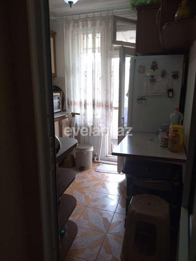 Sale, old building, 3 room, 75 m², Baku, Khatai r, Ahmedli d, Hazi Aslanov m.