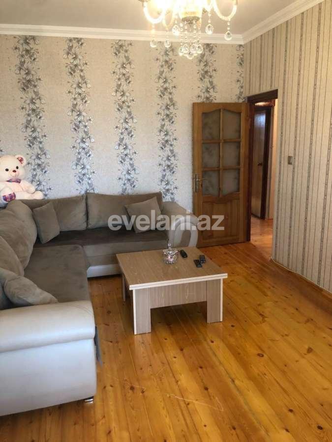Satılır, köhnə tikili, 3 otaqlı, 70 m², Bakı, Xətai r, Əhmədli q, Həzi Aslanov m.