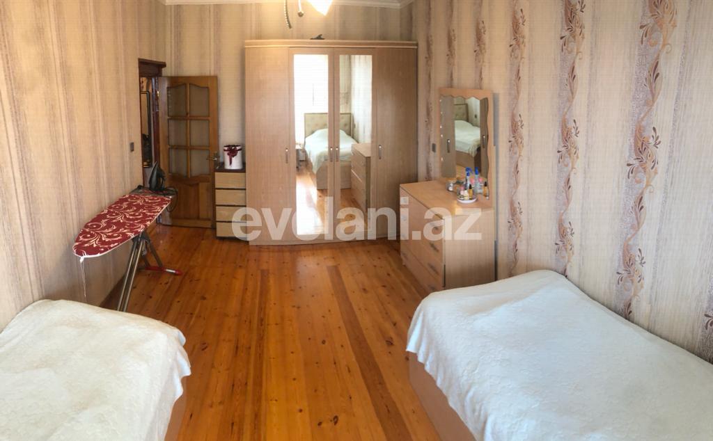 Satılır, köhnə tikili, 3 otaqlı, 70 m², Bakı, Xətai r, Əhmədli q, Həzi Aslanov m.