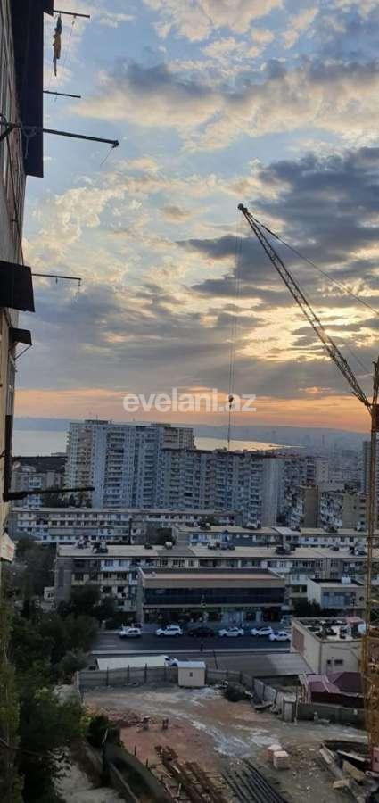 Satılır, köhnə tikili, 3 otaqlı, 70 m², Bakı, Xətai r, Əhmədli q, Həzi Aslanov m.