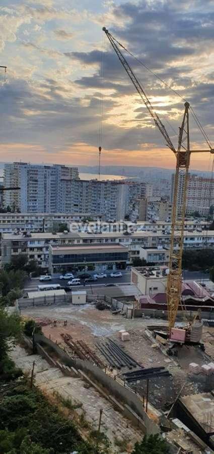 Satılır, köhnə tikili, 3 otaqlı, 70 m², Bakı, Xətai r, Əhmədli q, Həzi Aslanov m.