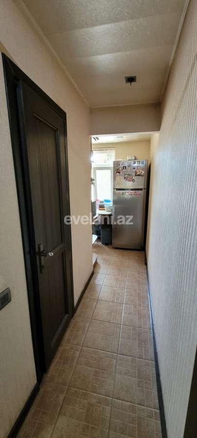 Sale, old building, 3 room, 70 m², Baku, Khatai r.