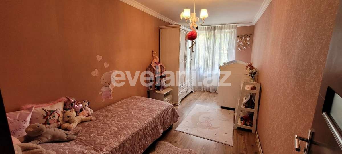 Sale, old building, 3 room, 70 m², Baku, Khatai r.