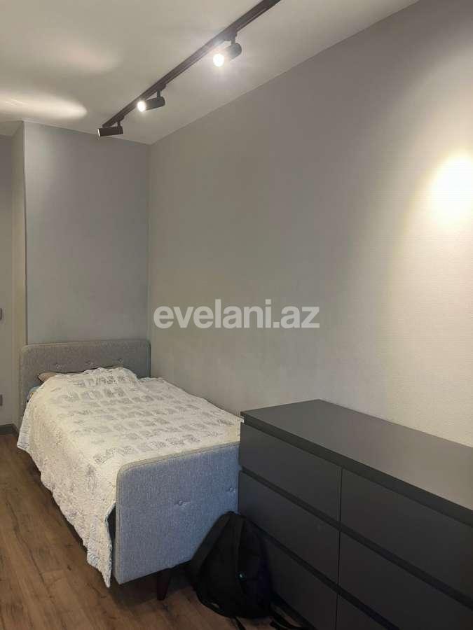 Продаётся, вторичка, 4-комнаты, 83 m², Баку, Ясамальский r, Ясамал p, Элмляр Академиясы m.