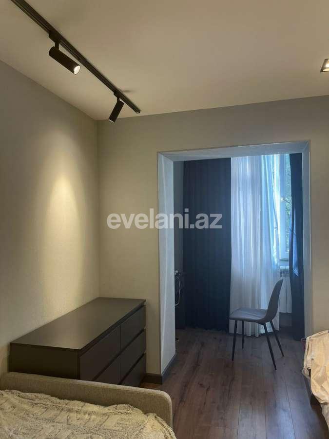 Продаётся, вторичка, 4-комнаты, 83 m², Баку, Ясамальский r, Ясамал p, Элмляр Академиясы m.