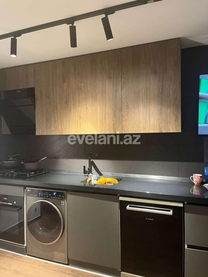 Продаётся, вторичка, 4-комнаты, 83 m², Баку, Ясамальский r, Ясамал p, Элмляр Академиясы m.