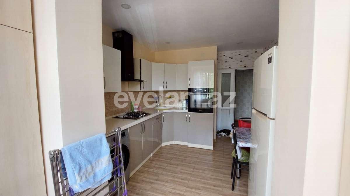 Satılır, köhnə tikili, 3 otaqlı, 80 m², Bakı, Xətai r, Əhmədli q, Həzi Aslanov m.