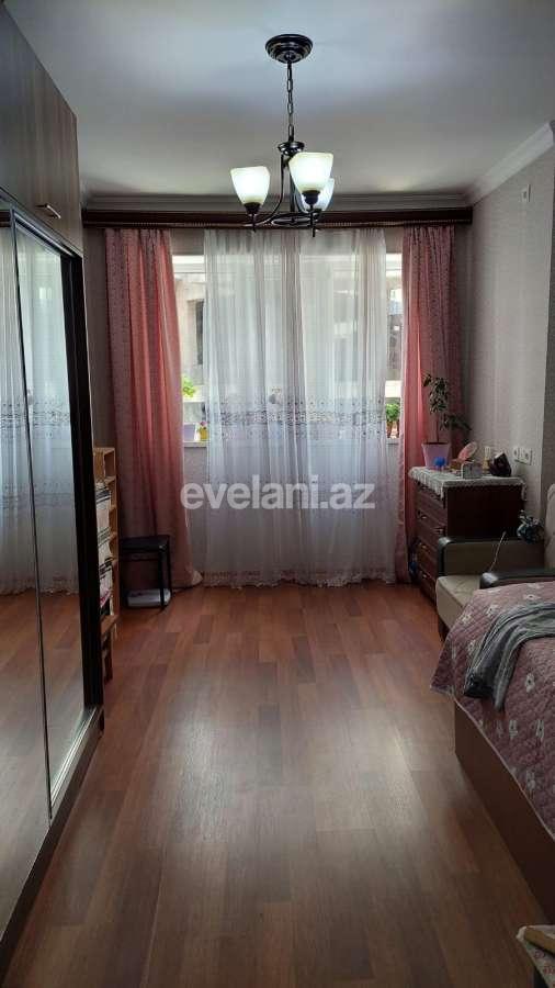 Satılır, köhnə tikili, 3 otaqlı, 80 m², Bakı, Xətai r, Əhmədli q, Həzi Aslanov m.