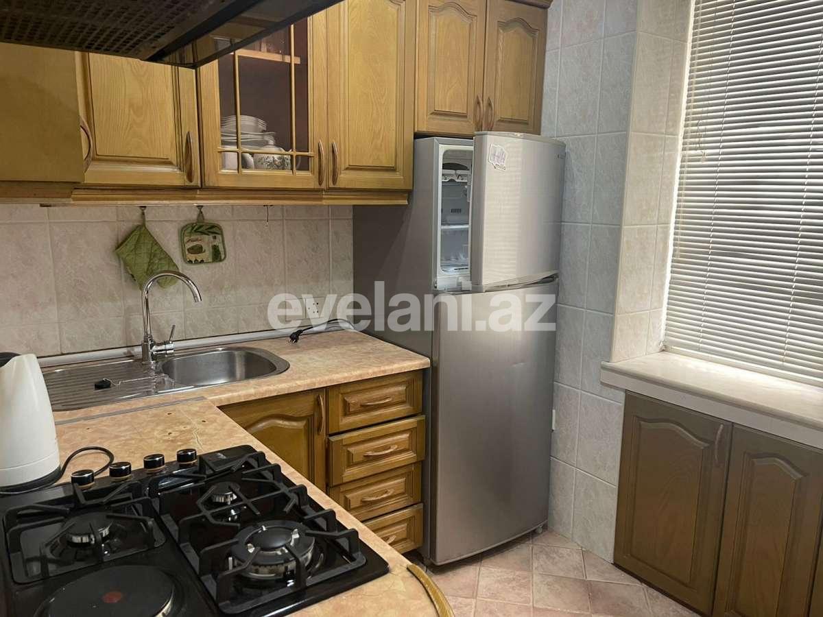 Сдаётся, вторичка, 3-комнаты, 60 m², Баку, Сабаильский r.