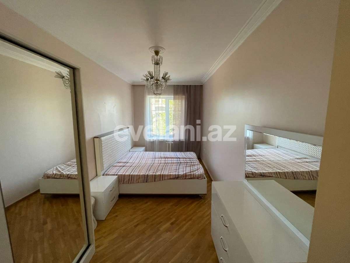 Сдаётся, вторичка, 3-комнаты, 60 m², Баку, Сабаильский r.