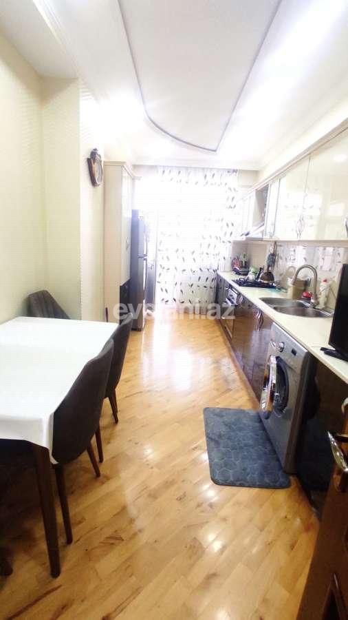 Satılır, yeni tikili, 3 otaqlı, 127 m², Bakı, Nizami r, Qara Qarayev m.