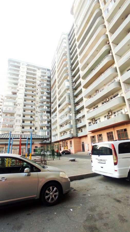 Satılır, yeni tikili, 3 otaqlı, 127 m², Bakı, Nizami r, Qara Qarayev m.