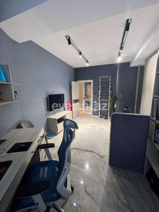 Satılır, yeni tikili, 4 otaqlı, 180 m², Bakı, Yasamal r, Yasamal q, Elmlər Akademiyası m.