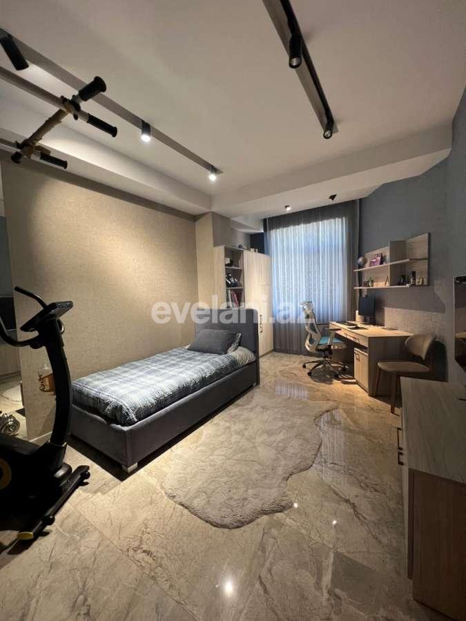 Satılır, yeni tikili, 4 otaqlı, 180 m², Bakı, Yasamal r, Yasamal q, Elmlər Akademiyası m.