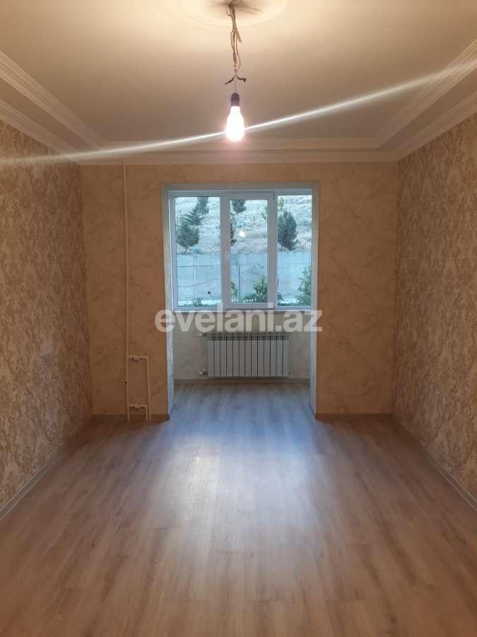 Sale, old building, 3 room, 70 m², Baku, Khatai r, Ahmedli d, Hazi Aslanov m.