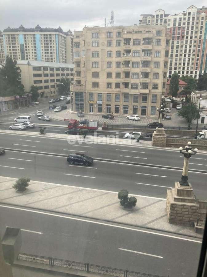 Kirayə verilir, köhnə tikili, 3 otaqlı, 100 m², Bakı, Nərimanov r.