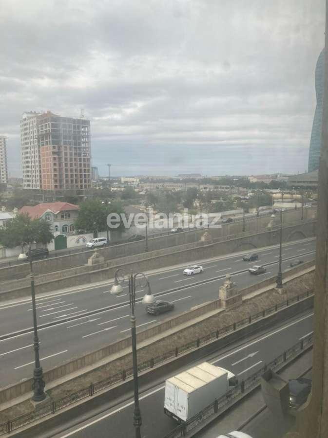 Kirayə verilir, köhnə tikili, 3 otaqlı, 100 m², Bakı, Nərimanov r.