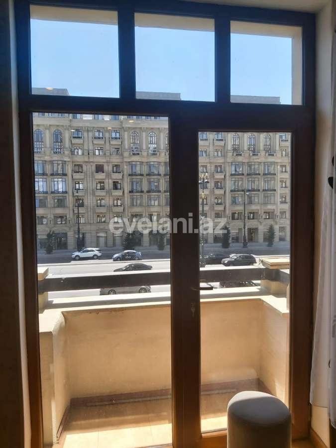 Kirayə verilir, köhnə tikili, 2 otaqlı, 76 m², Bakı, Nərimanov r.