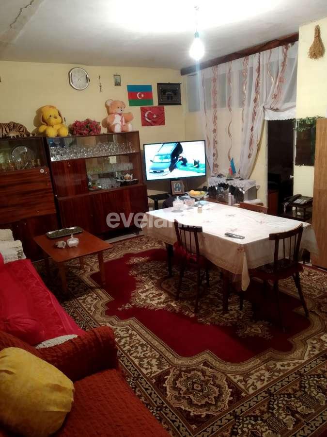 Satılır, köhnə tikili, 3 otaqlı, 130 m², Bakı, Nərimanov r, Böyükşor q, Dərnəgül m.