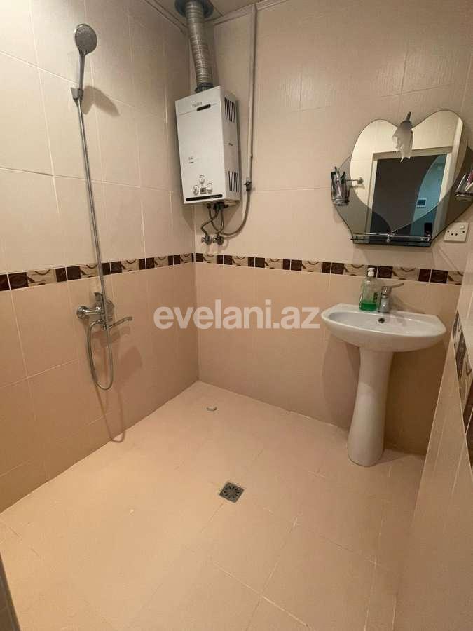 Sale, old building, 3 room, 80 m², Baku, Khatai r.